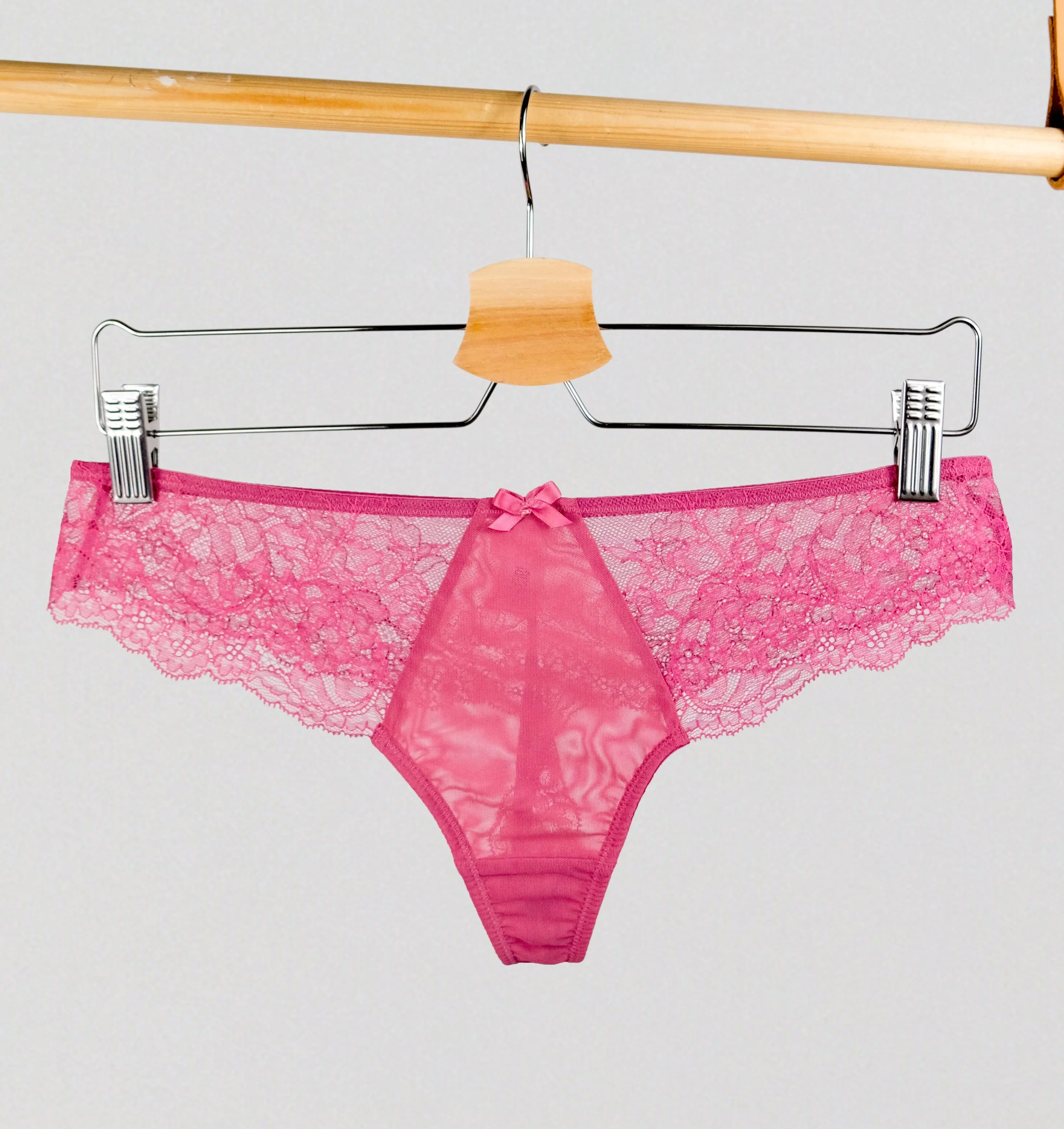 Lace seam-free thong [Berry Pink]